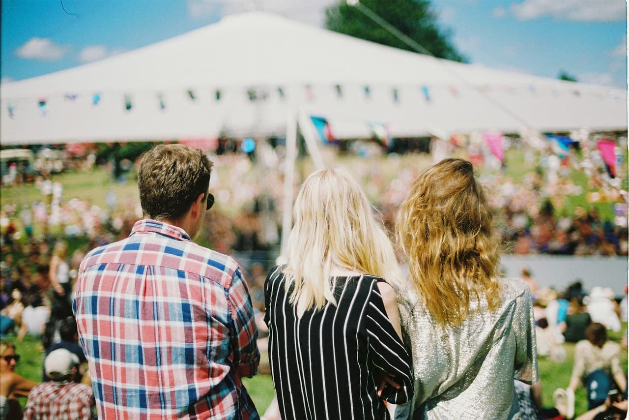 Easy ways to dress more sustainably at a festival