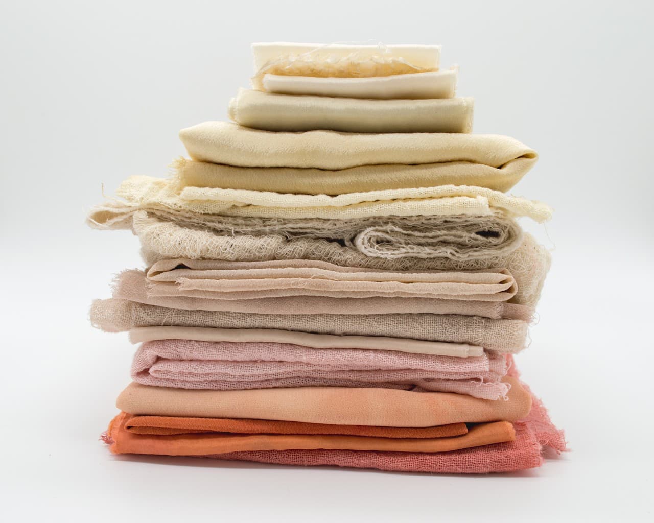 Sustainable Clothes Shopping Habits to Save Money and Reduce your Environmental Impact