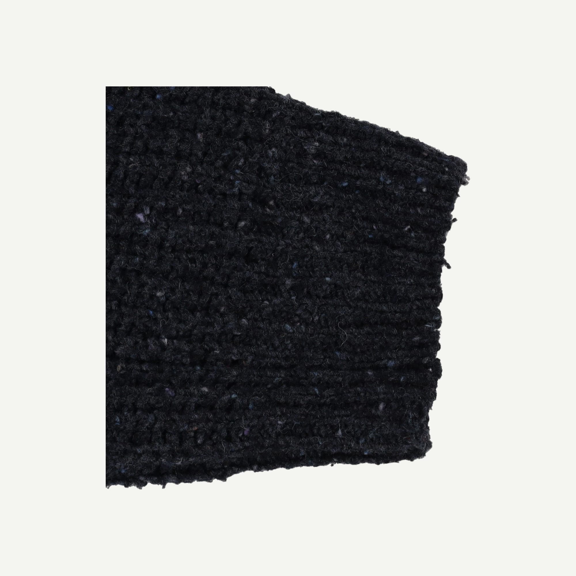 R-0J1RXN115Q-R06.jpg