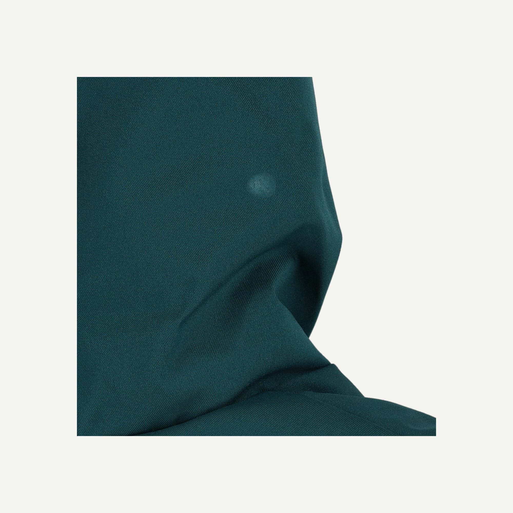 R-0M6Y3MN697-R05.jpg