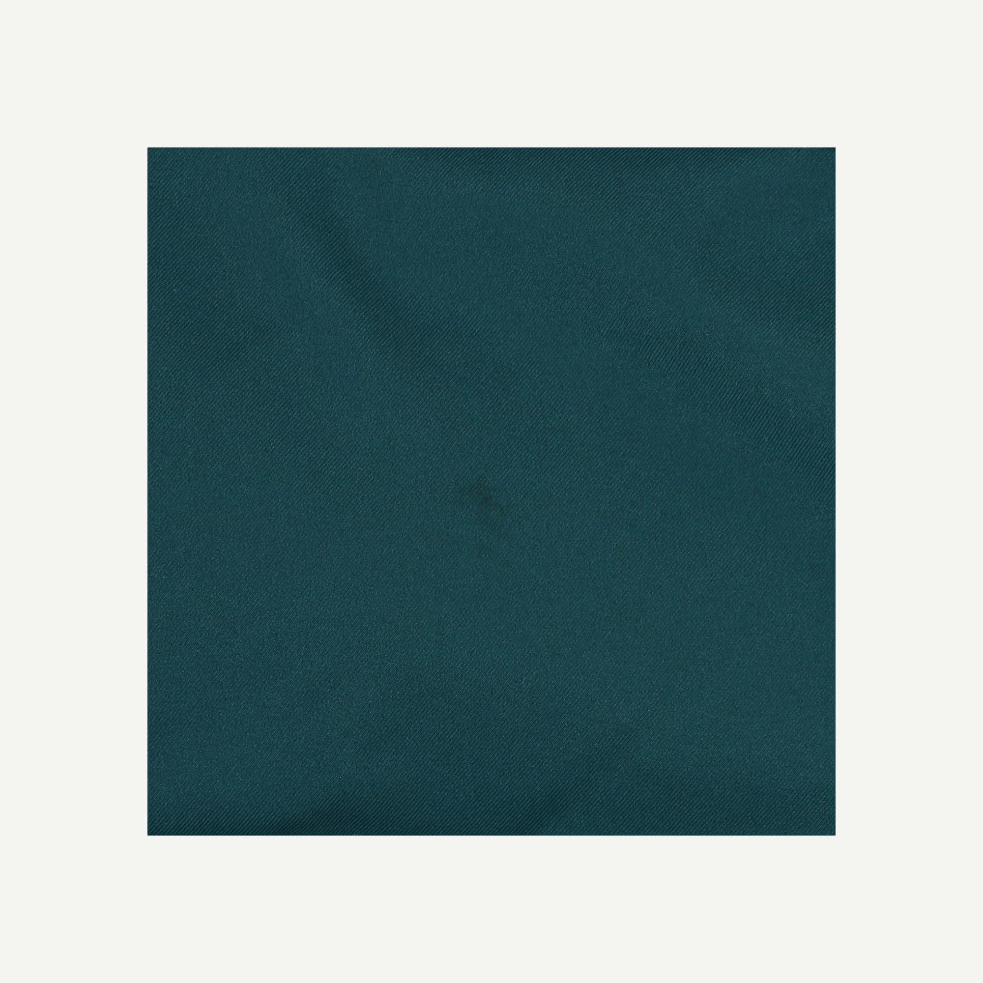 R-0M6Y3MN697-R06.jpg