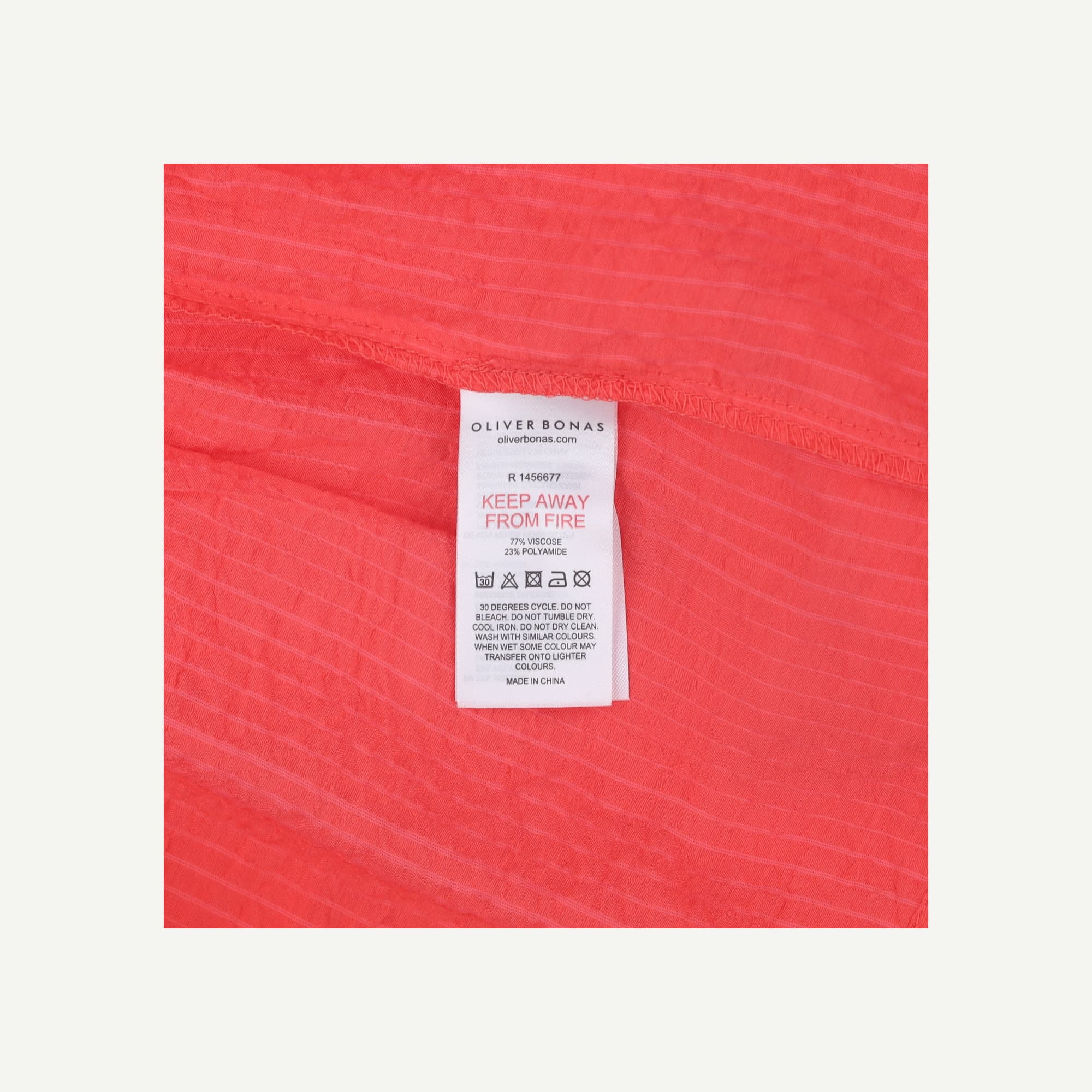 R-0PKWNQVOYX-R03.jpg