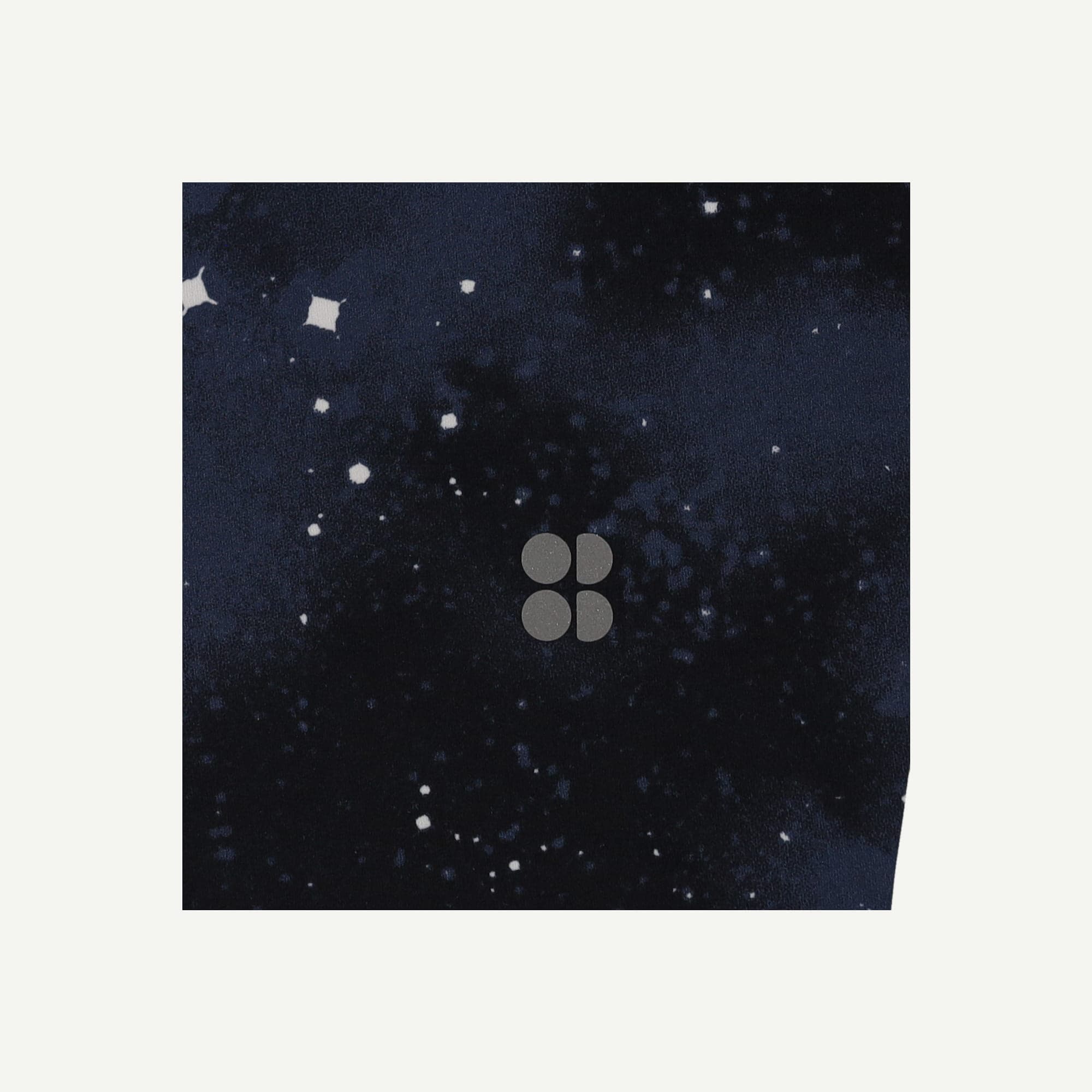 R-3ZKPXVQLRR-R06.jpg