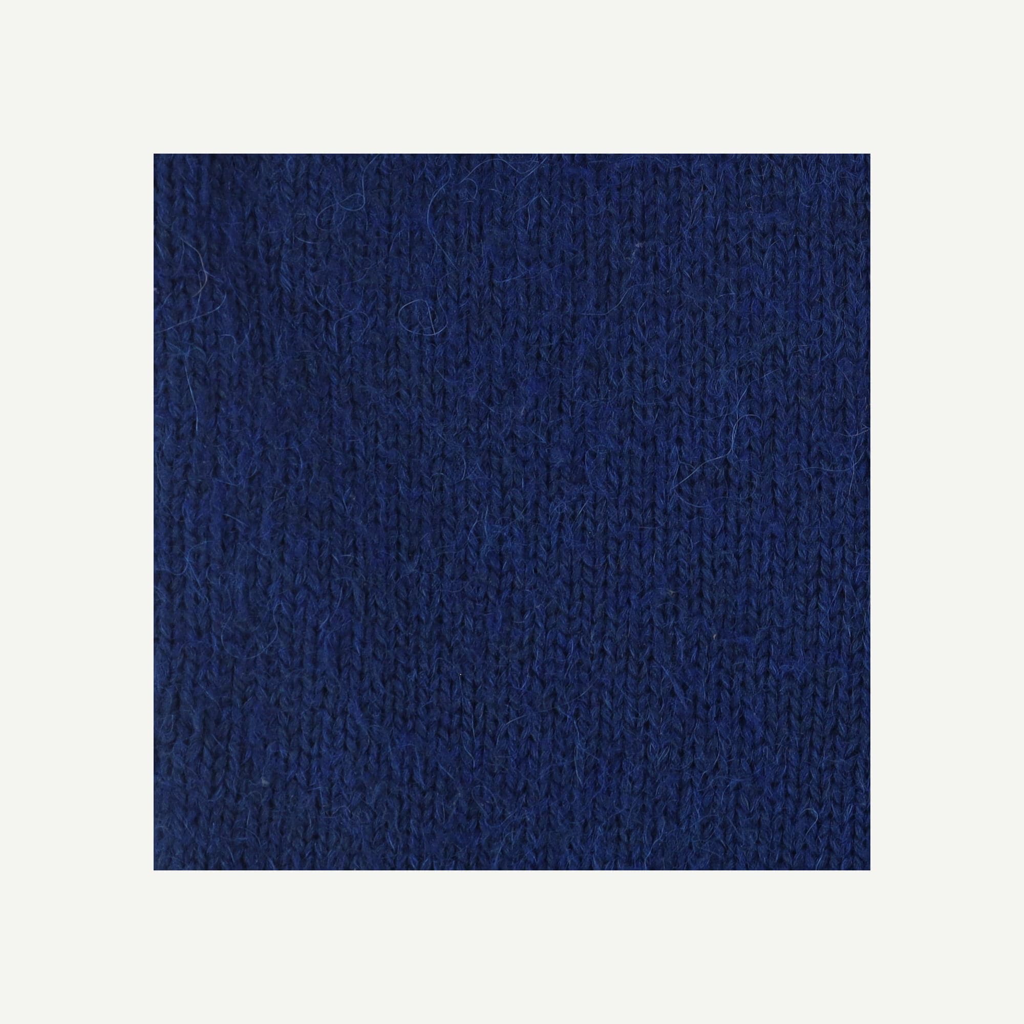 R-6OPR2V9PRK-R05.jpg