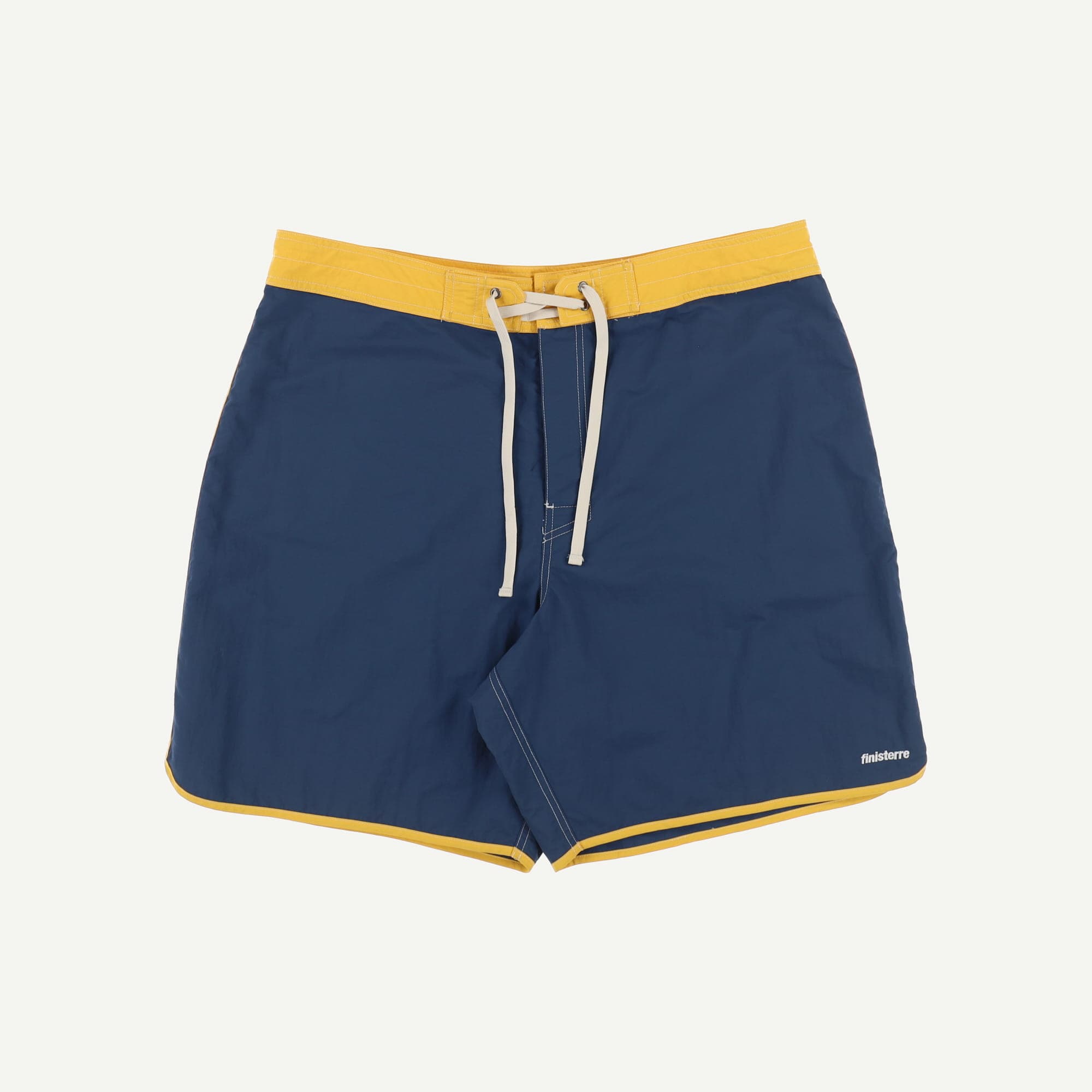 Badlands Short 18"
