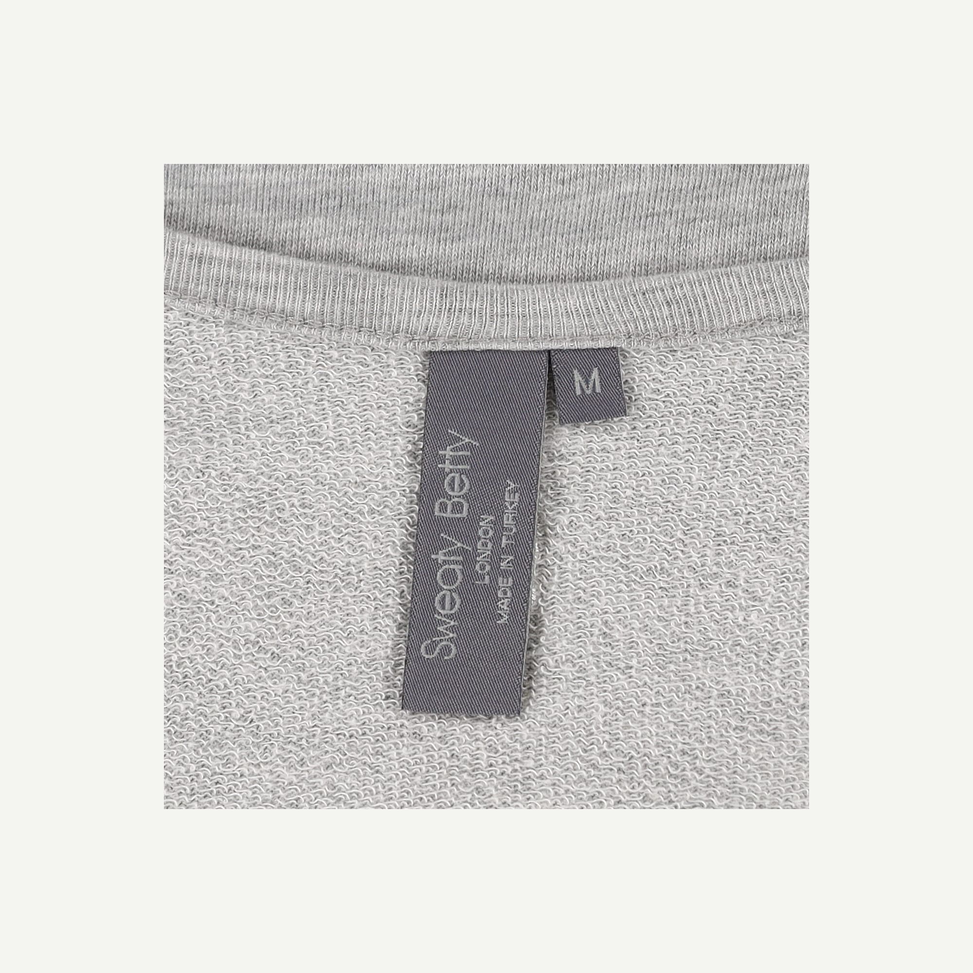 R-K0K5JNQK6W-R03.jpg