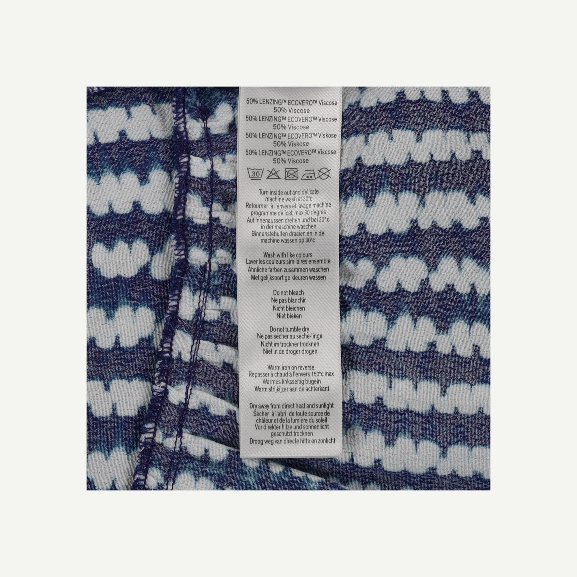 R-W11Y274OXM-R03.jpg